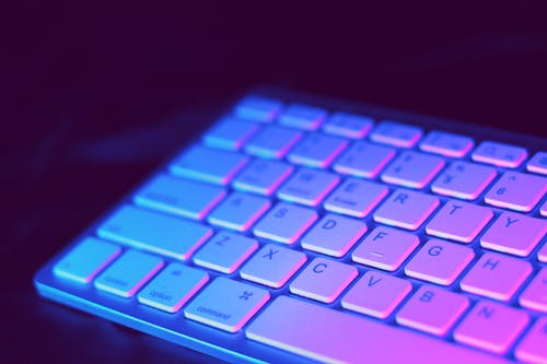 有哪些比較好的在線發(fā)短信平臺?